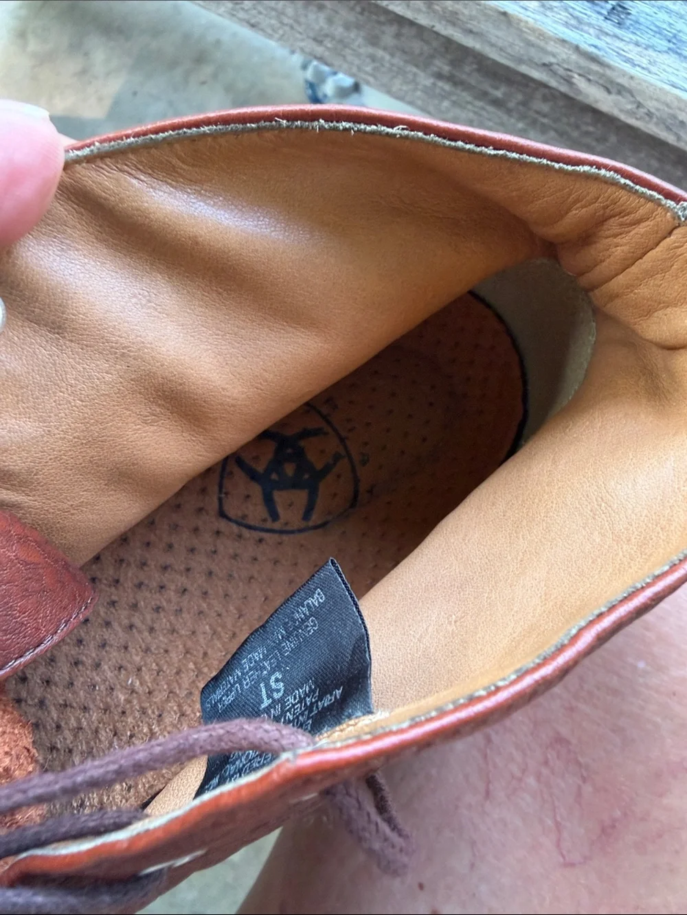 Ariat leather chukka